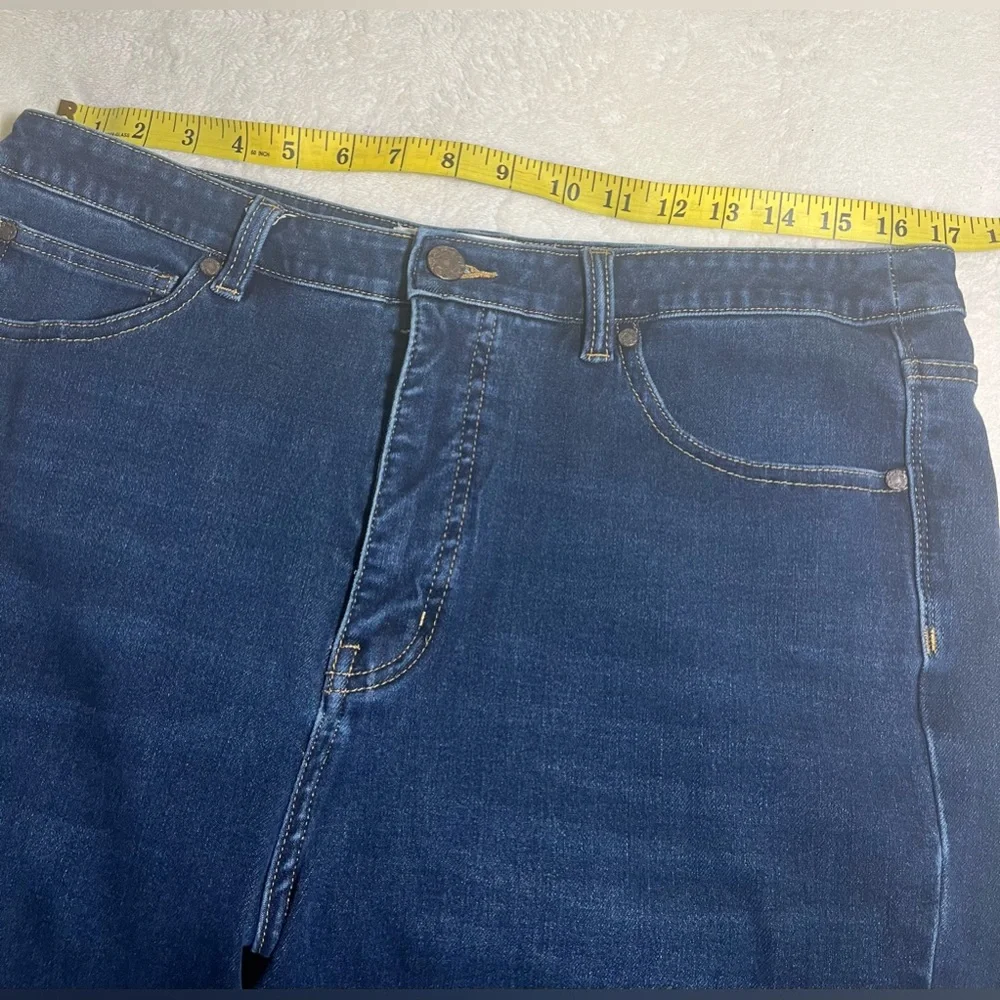 Soft Surroundings Dark Wash Women’s Jeans Denim Relaxed Sz 16 - Picture 6 of 10